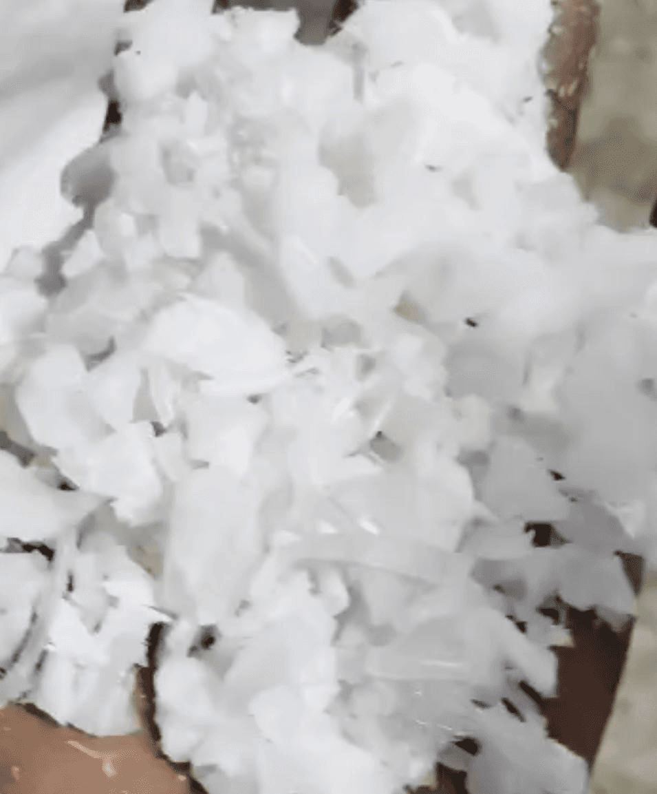 Milky White / Natural HDPE Shredded Scrap Flakes